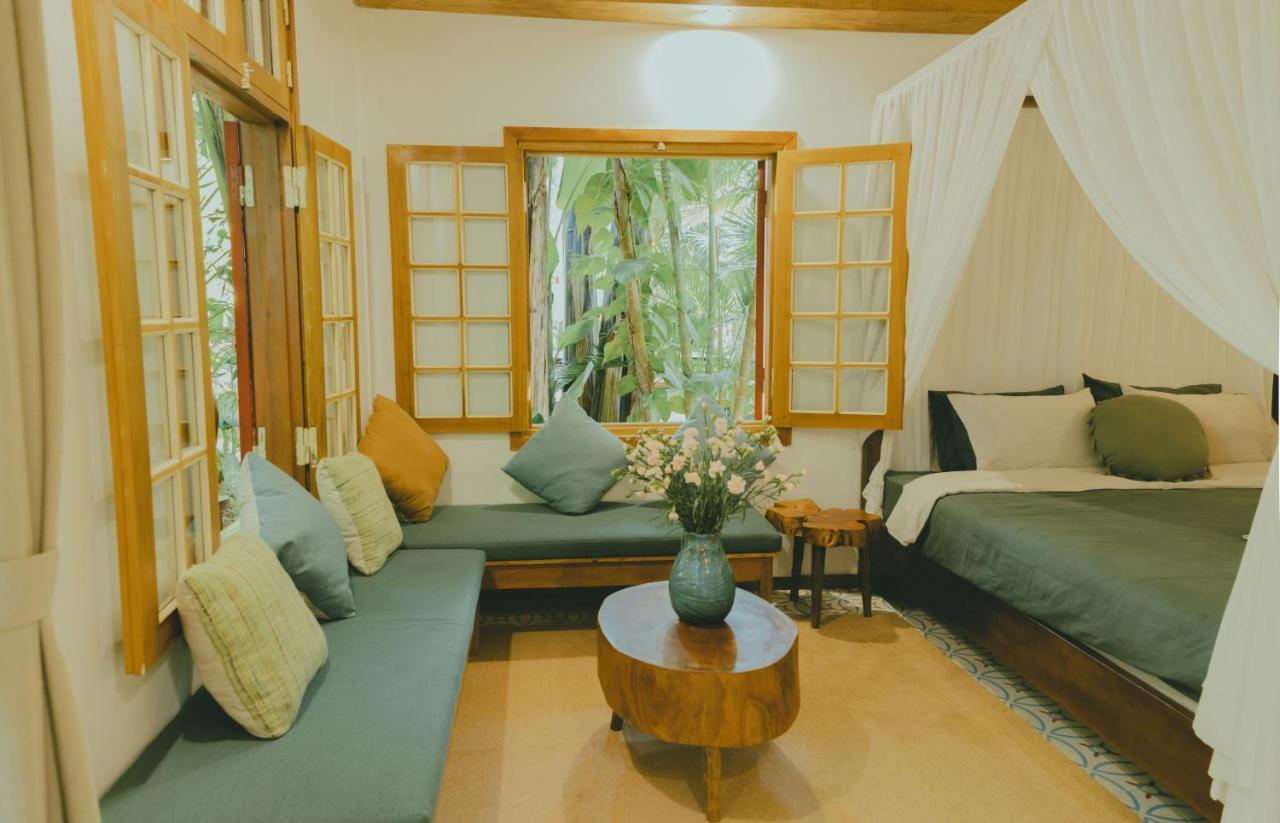 The Wooden Gate Hotel